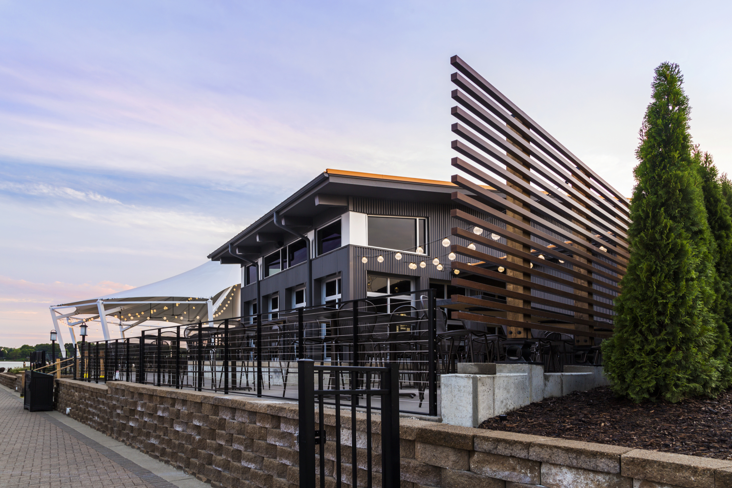 Boatwerks Vos Glass LLC